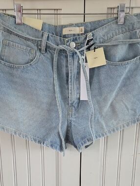 Tgla Womens Denim Jean Shorts With Tie Belt Size 30 NWT
